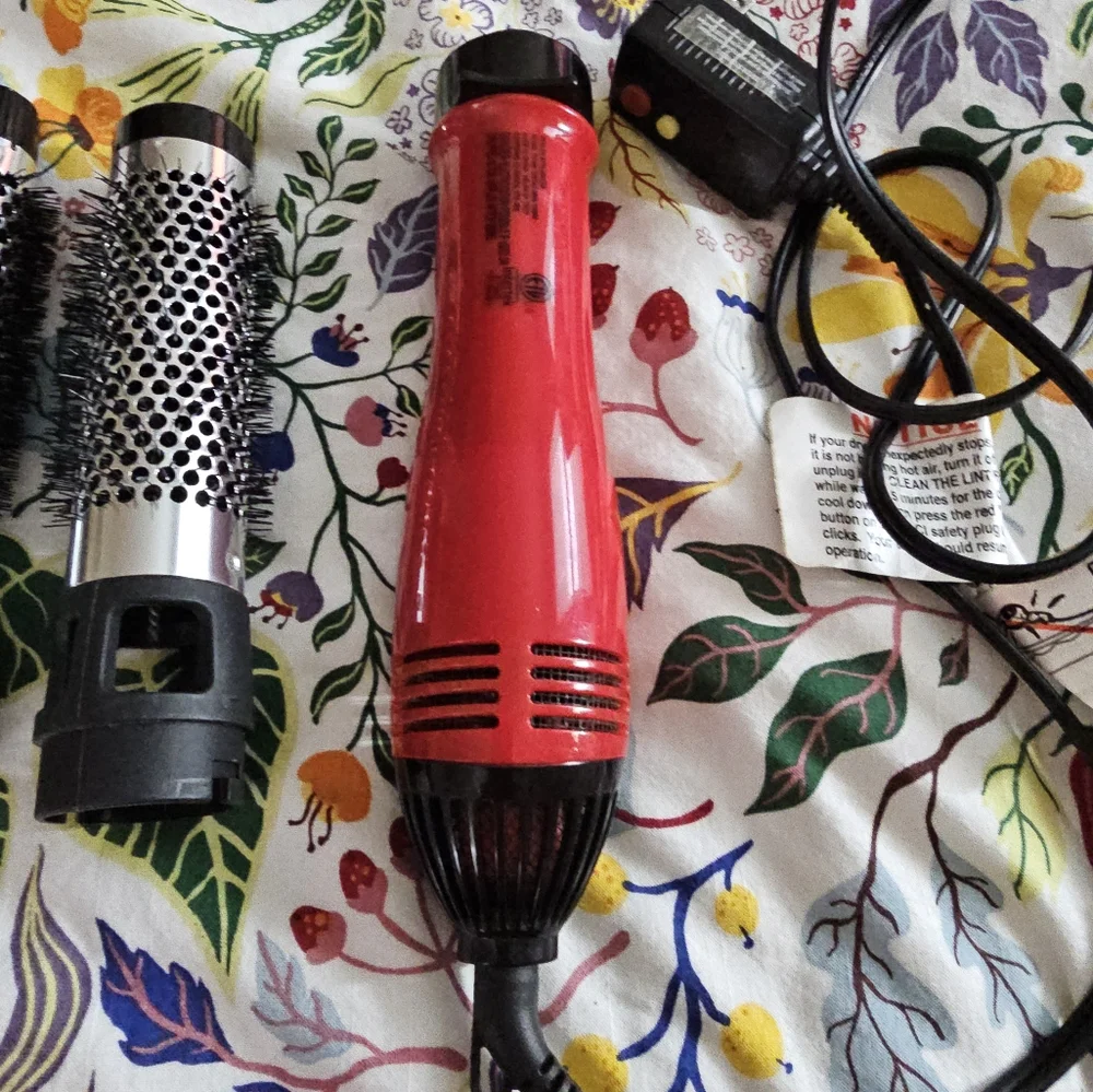 Revlon Ionic Hair Styler - Picture 4 of 5